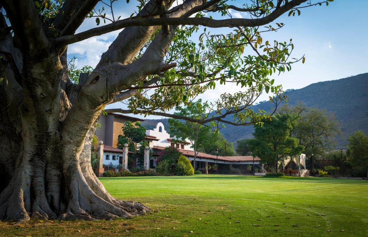 Hacienda La Moreda Hotel Boutique & Spa Tlajomulco de Zuniga Exteriör bild